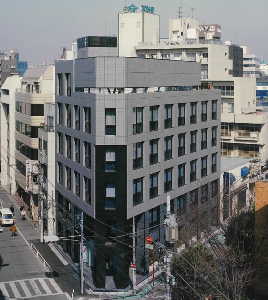 100周年事業の新本社社屋の写真