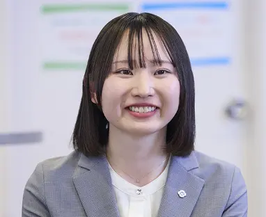 建築工事部 新入社員 山本