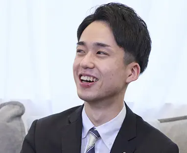総務人事課 入社4年目 天沼
